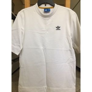 ADIDAS Original White Boyfriend Fit T-shirt